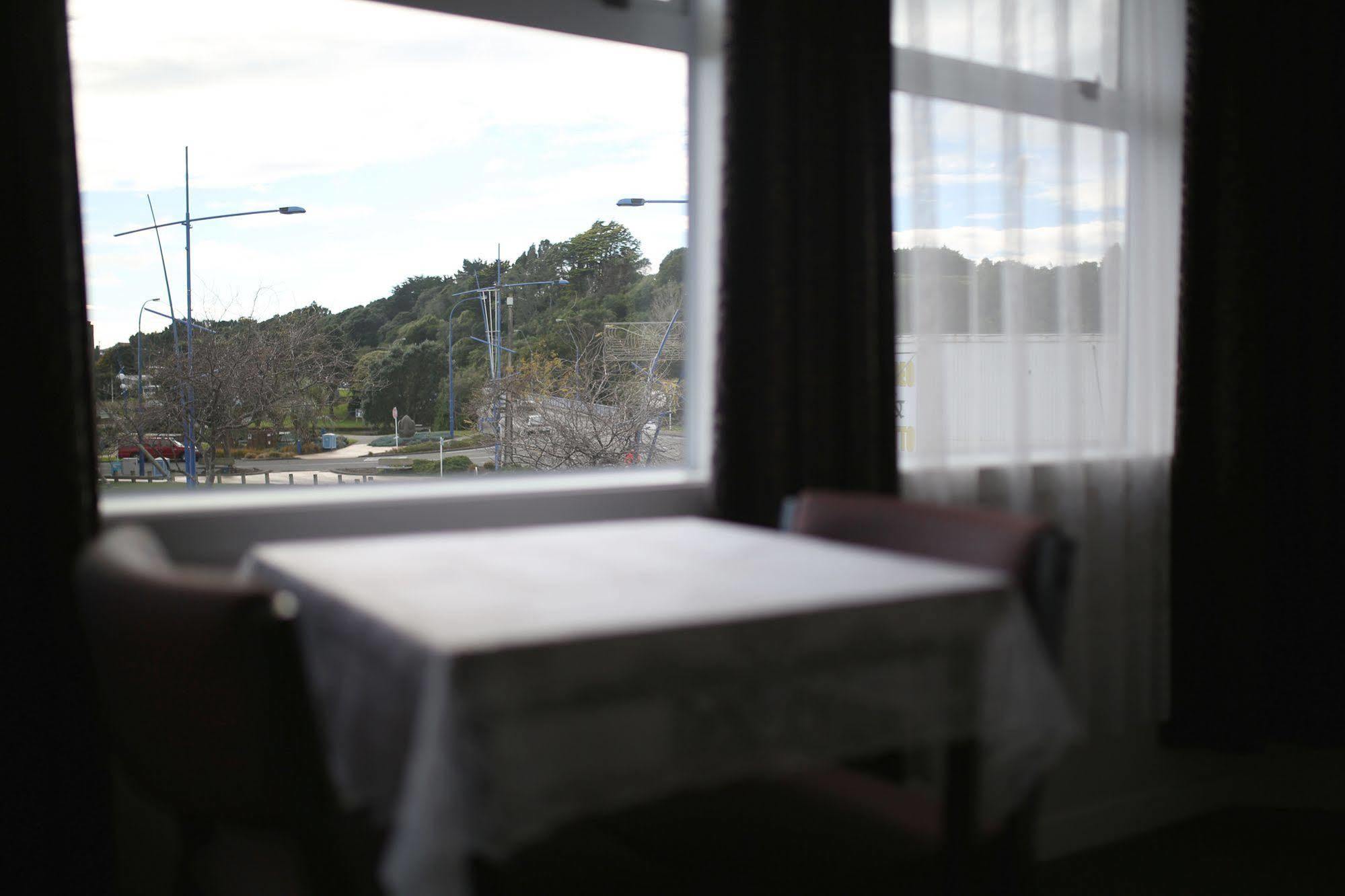 Masonic Hotel Waitara Buitenkant foto